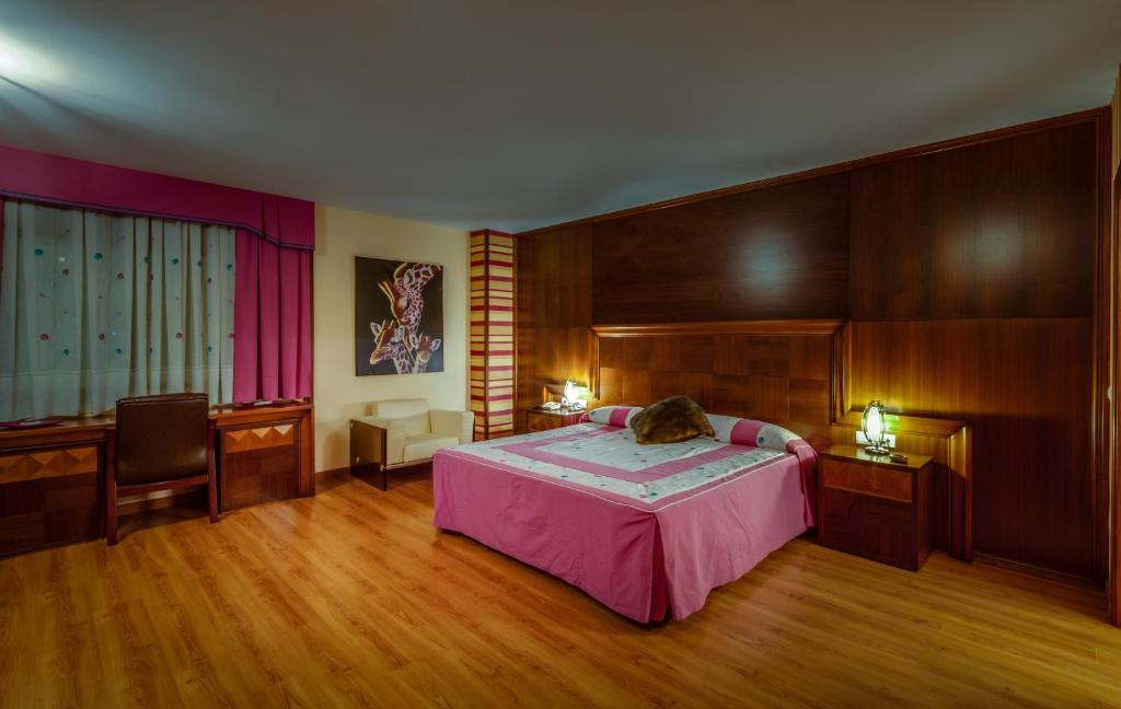 Hotel Ciudad De Мартос Экстерьер фото